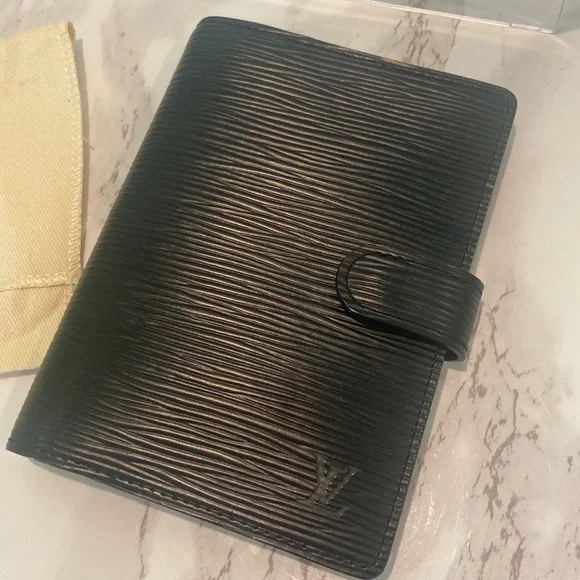 🇫🇷LOUIS VUITTON BLACK EPI AGENDA PM/ PASSPORT HOLDER/ CARD SLOTS with … - Picture 9 of 9